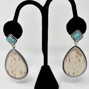 Teardrop Cowhide Earrings With Turquoise Stone Silver Tone Western Jewelry